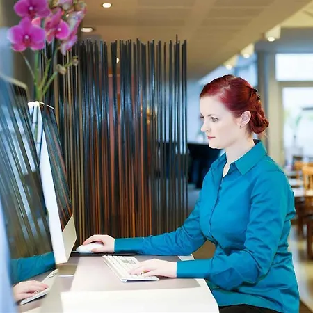 Novotel Centrum 3*