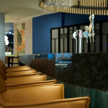 Novotel Centrum 3*