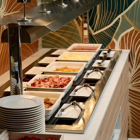 Novotel Centrum Hotel